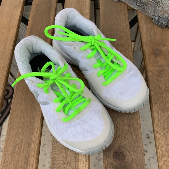 New Balance Other - Kids New Balance Girls LowTop Lace Up Tennis Shoes